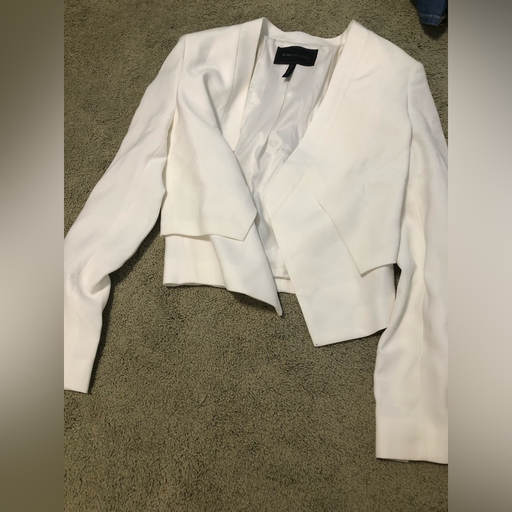 Bcbg blazer cropped XS
